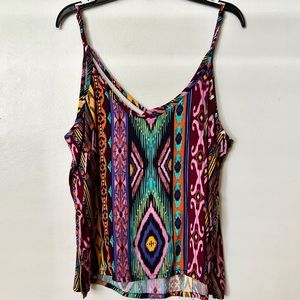 Beautiful NWOT Xhilaration Boho Geo Print Cami Top, Size M/L